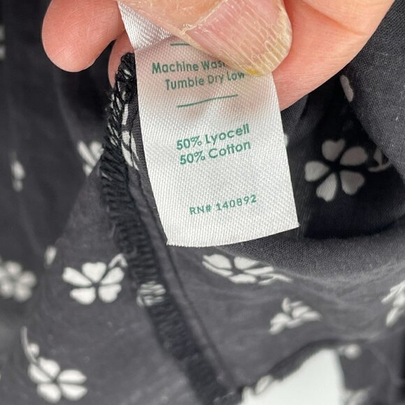 Marine Layer Gabrielle Smocked Top Black Modern Ditsy 3/4 Sleeves Popover Small - Picture 7 of 9